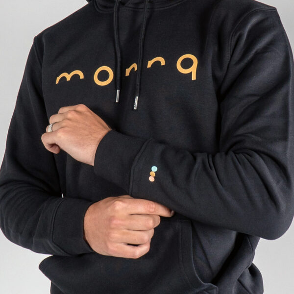 Monnq Classic Hoodie Black (Gold)